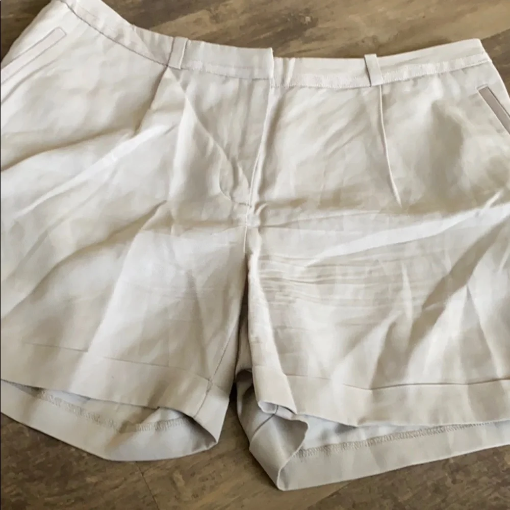 H&M tan shorts size 10